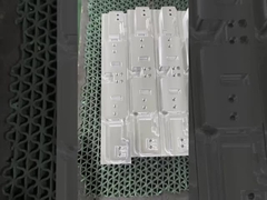 アルミアンオード化ステンレス鋼部品